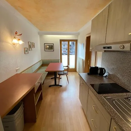 Gaestehaus Poell 公寓 迈尔霍芬