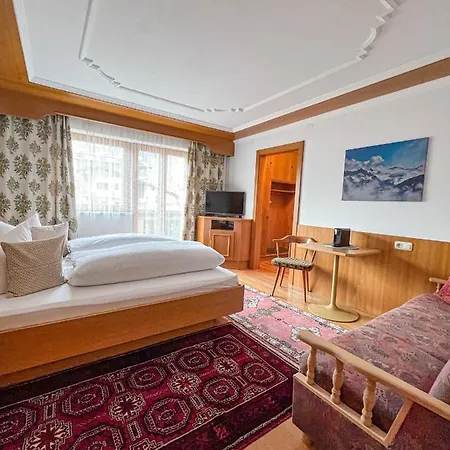 Gaestehaus Poell Apartment *