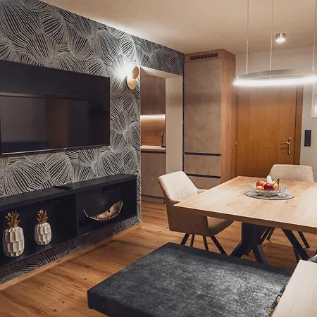 公寓 Gaestehaus Poell *