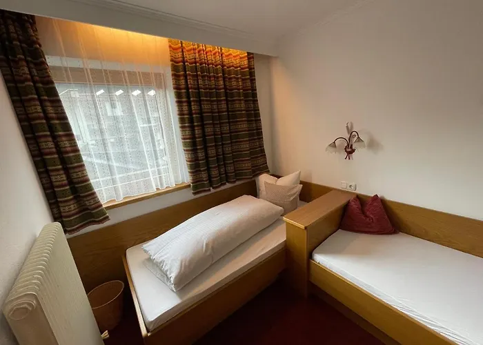 Gaestehaus Poell * مايرهوفن