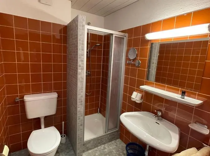 Gaestehaus Poell مايرهوفن